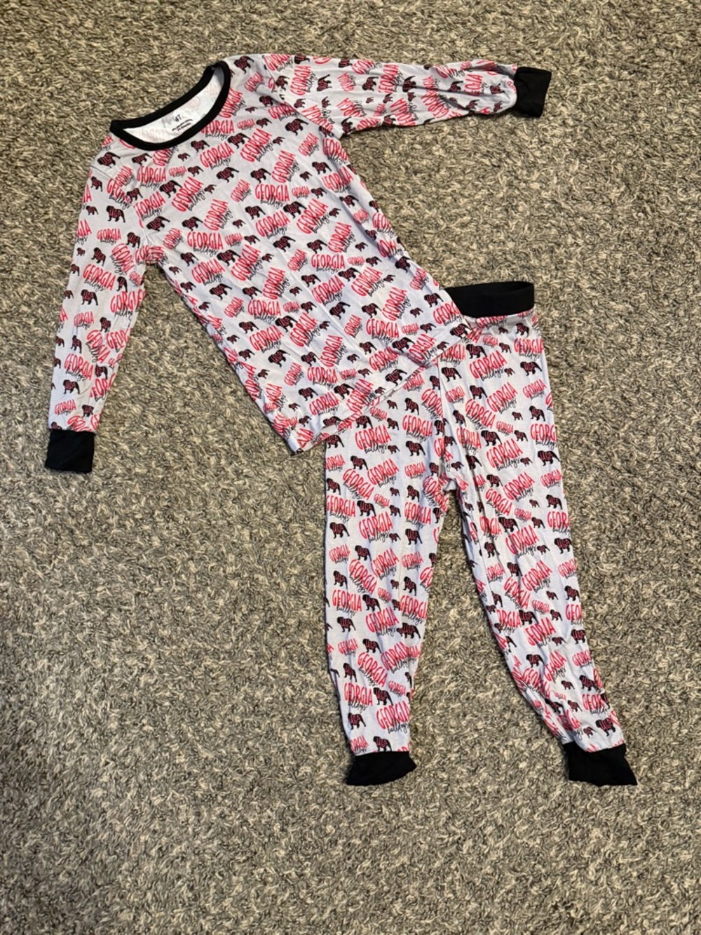 Georgia Bulldogs Toddler Pajama Set with Mascot Print